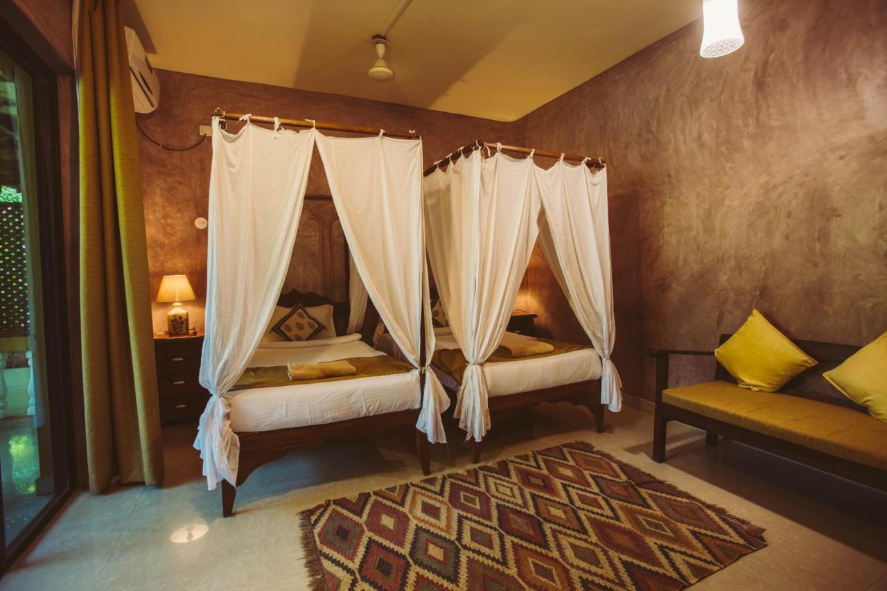Devarya Wellness Beach Resort Morjim Exterior photo