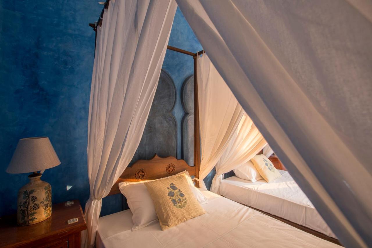 Devarya Wellness Beach Resort Morjim Exterior photo
