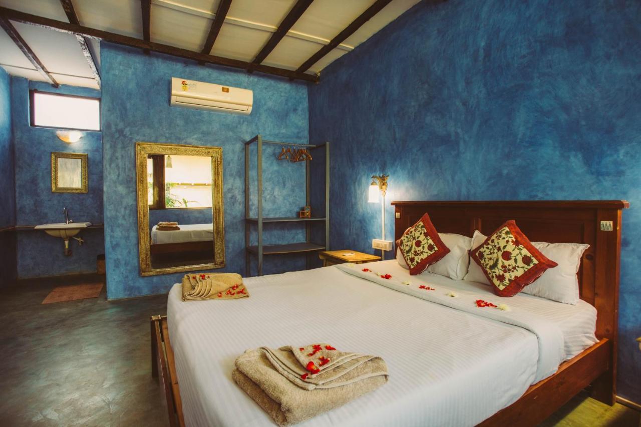 Devarya Wellness Beach Resort Morjim Exterior photo
