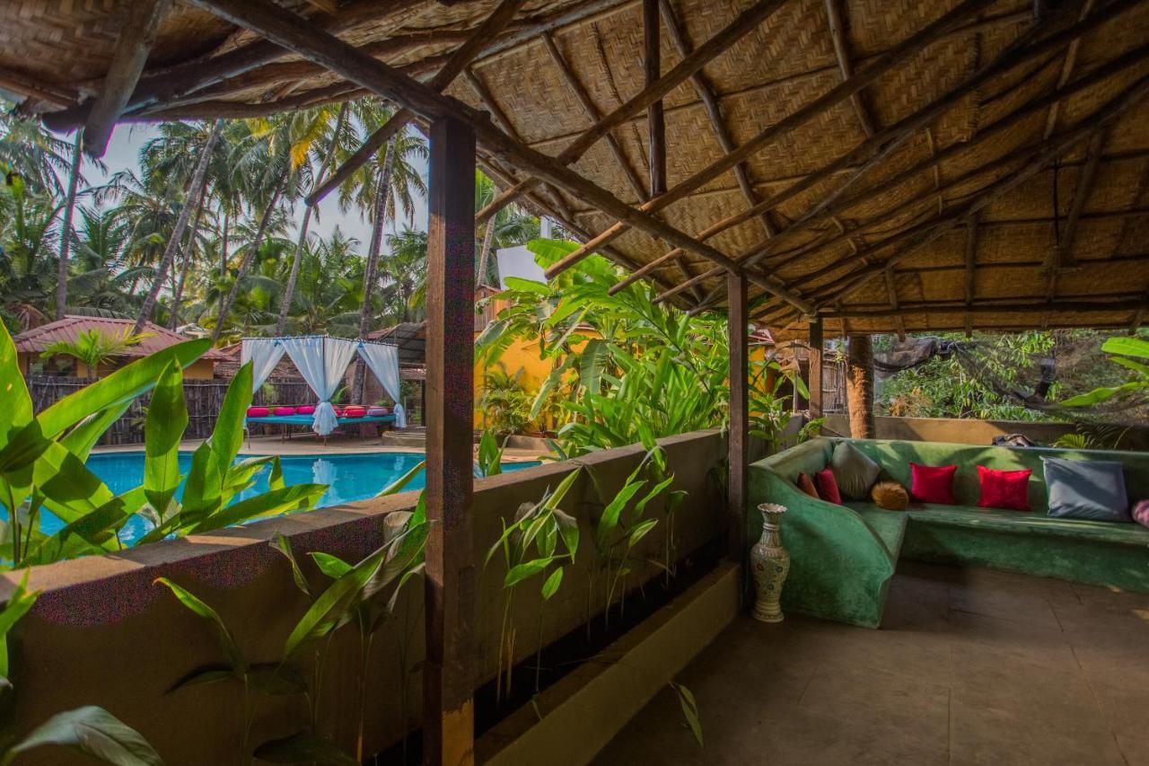 Devarya Wellness Beach Resort Morjim Exterior photo