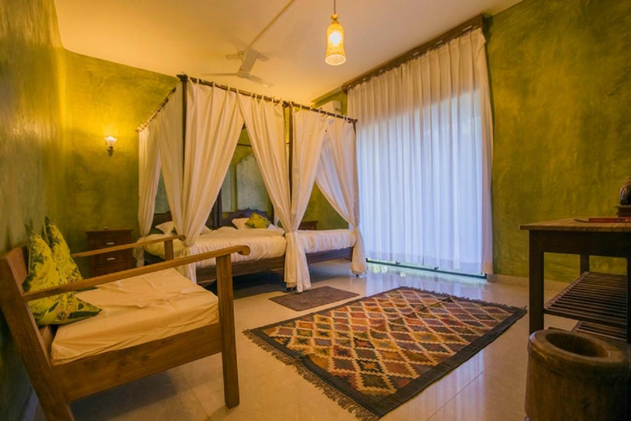 Devarya Wellness Beach Resort Morjim Exterior photo